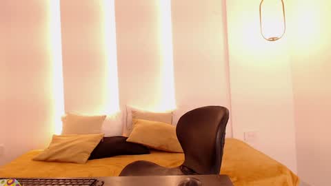 Snapshot of alicia_20_ chatting on 01/07/25, 05:22 Alice online show from 01/07/25, 05:22