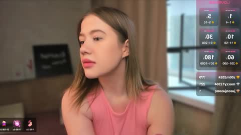 Snapshot of alicia_hines chatting on 03/10/25, 11:10 Alicia online show from 03/10/25, 11:10