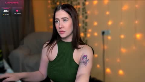 Snapshot of alicia_hines chatting on 11/04/25, 09:52 Alicia online show from 11/04/25, 09:52