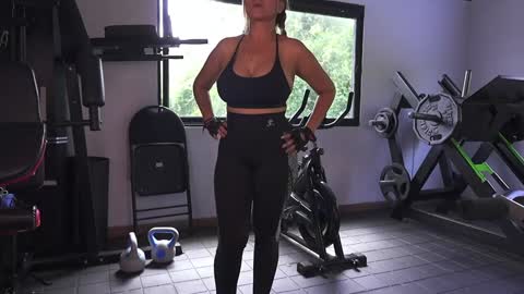 Snapshot of alicia_lang chatting on 10/18/25, 02:51 Alicia Lang online show from 10/18/25, 02:51