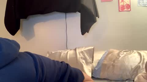 Snapshot of aliciacolette123 chatting on 11/03/25, 04:47 teacherspet69 online show from 11/03/25, 04:47