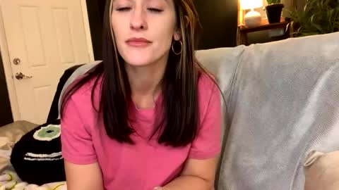 Snapshot of aliciacolette123 chatting on 11/15/25, 07:27 teacherspet69 online show from 11/15/25, 07:27