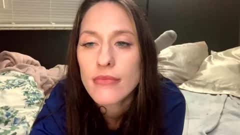 Snapshot of aliciacolette123 chatting on 11/21/25, 09:19 teacherspet69 online show from 11/21/25, 09:19