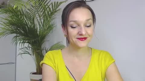 Snapshot of alicialux chatting on 12/11/24, 03:58 Alicia online show from 12/11/24, 03:58