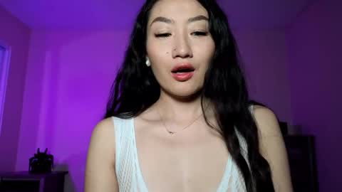 Alicia Hebi online show from 11/02/25, 02:08