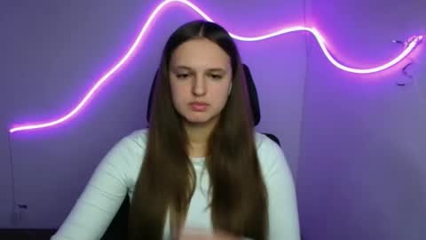 Alicie online show from 10/02/25, 01:40