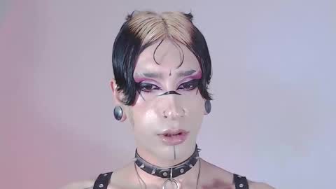     online show from 12/05/24, 11:18