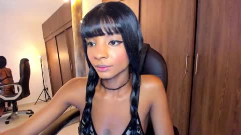 Snapshot of alika_houston chatting on 03/03/25, 06:04 IG Alik nasso online show from 03/03/25, 06:04