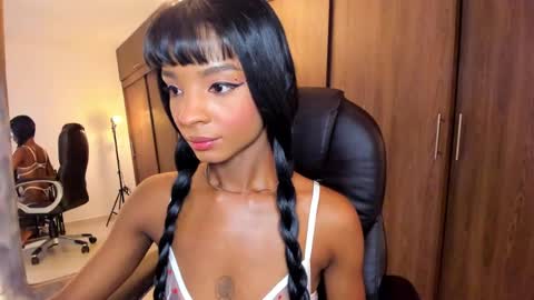 Snapshot of alika_houston chatting on 03/06/25, 05:14 IG Alik nasso online show from 03/06/25, 05:14