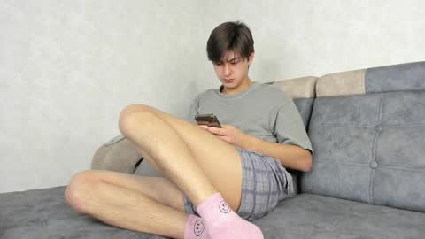 Snapshot of alikuskya chatting on 12/10/24, 04:34 Dan online show from 12/10/24, 04:34