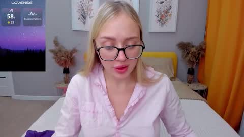 alinaocean online show from 11/16/25, 08:25