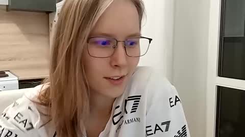 Snapshot of alinasei chatting on 01/07/25, 09:25 alinasei online show from 01/07/25, 09:25