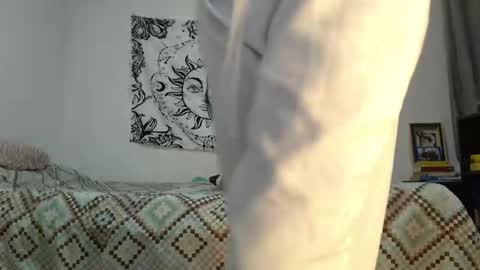 Snapshot of alinawoolf_ chatting on 12/19/24, 02:56 Ali online show from 12/19/24, 02:56
