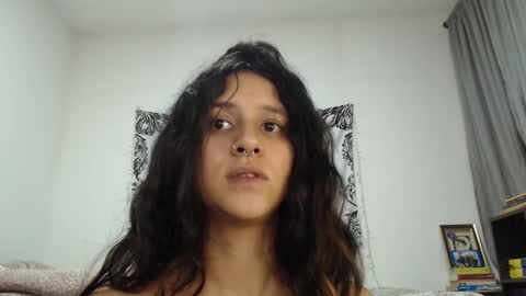 Snapshot of alinawoolf_ chatting on 12/26/24, 04:43 Ali online show from 12/26/24, 04:43