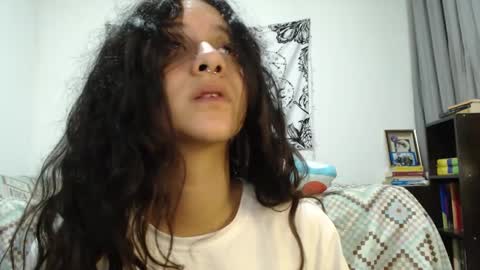 Snapshot of alinawoolf_ chatting on 02/09/25, 04:14 Ali online show from 02/09/25, 04:14