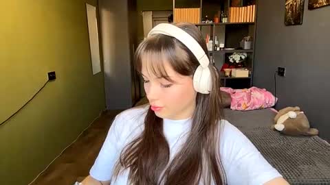 Alice online show from 12/02/25, 06:08