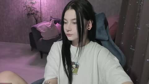 Aline Greeeen online show from 10/07/25, 01:25