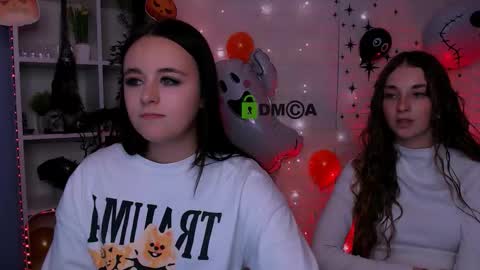 Snapshot of alisabliss chatting on 10/21/25, 02:51 Alisa online show from 10/21/25, 02:51