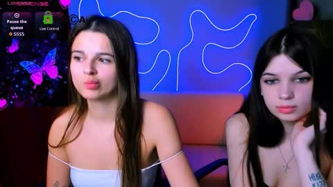 Snapshot of alisabliss chatting on 10/26/25, 04:40 Alisa online show from 10/26/25, 04:40