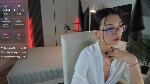 Alice online show from 11/17/25, 07:41