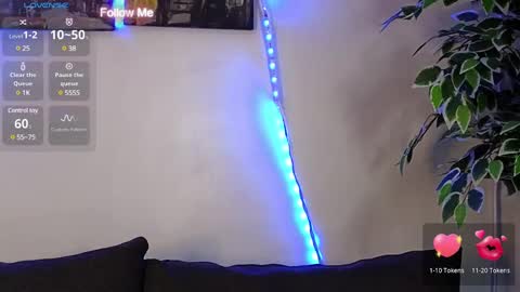 Snapshot of alisawilson_ chatting on 12/18/24, 08:42 Alisa online show from 12/18/24, 08:42