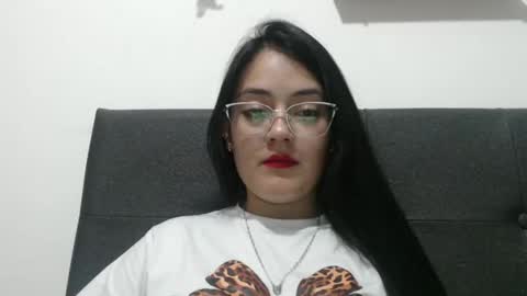 alisha_9997 online show from 10/27/25, 01:09