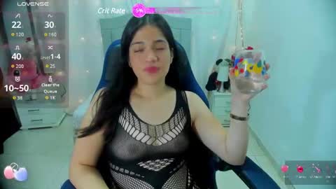 Snapshot of alison_girl22 chatting on 01/08/25, 10:58 Alison online show from 01/08/25, 10:58