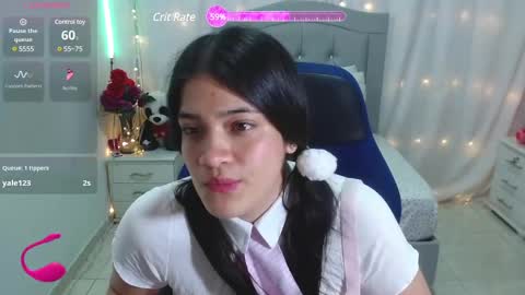 Snapshot of alison_girl22 chatting on 02/25/25, 11:11 Alison online show from 02/25/25, 11:11