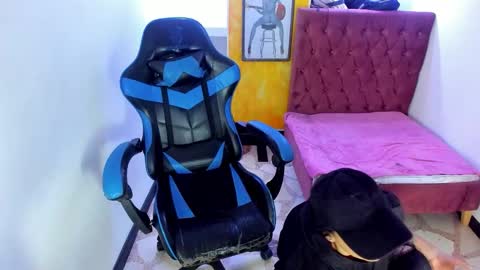 ALISON MOON online show from 10/20/25, 11:21