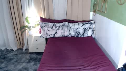 hotty online show from 03/12/25, 11:53