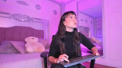 Alison Fishert online show from 02/19/25, 12:00