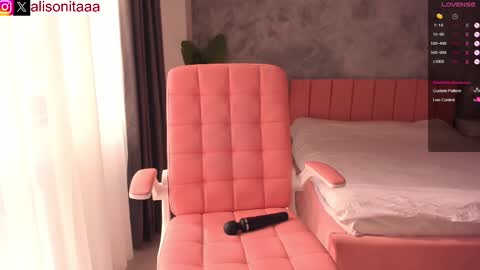 Snapshot of alisonita chatting on 03/10/25, 01:32 alisonita online show from 03/10/25, 01:32