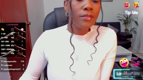 Snapshot of alisonlemoos chatting on 02/05/25, 02:26 Alisson online show from 02/05/25, 02:26