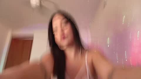 Alissa online show from 09/17/25, 01:02