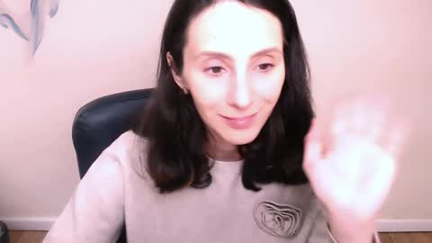 Alissa online show from 11/19/25, 09:09