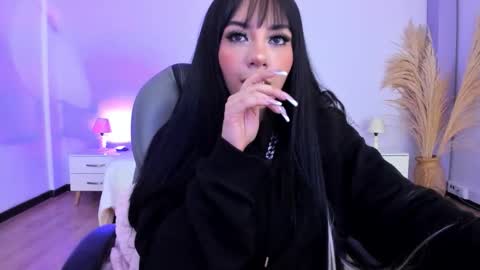 Snapshot of alisson__cortez chatting on 10/21/25, 04:57 alisson__cortez online show from 10/21/25, 04:57