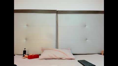 Alisson online show from 02/12/25, 01:30