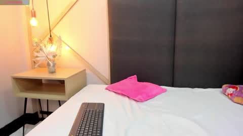 alissonmartin online show from 01/24/25, 03:02