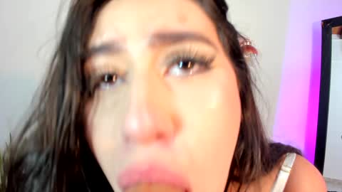Snapshot of alissprince chatting on 01/11/25, 02:04 Aliss online show from 01/11/25, 02:04