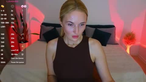 alisssarose online show from 10/08/25, 09:23