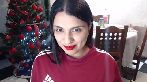 Alix online show from 11/12/25, 02:01