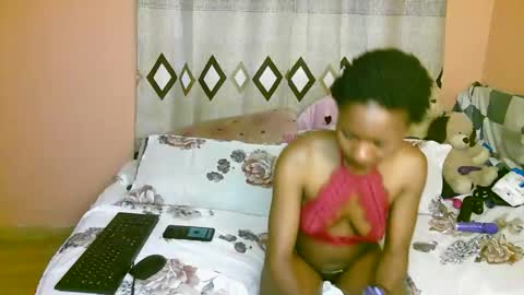 aliyah001 online show from 10/09/25, 03:37