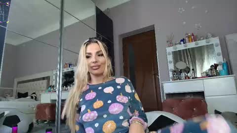 onlyfansallesya23 online show from 11/13/25, 11:09