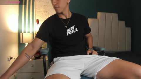 Snapshot of allexcano chatting on 02/17/25, 11:55 Allex online show from 02/17/25, 11:55