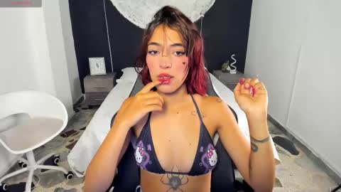 Allice online show from 10/22/25, 04:24