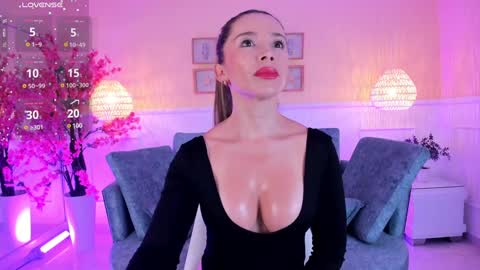 Allice  online show from 12/18/24, 11:34