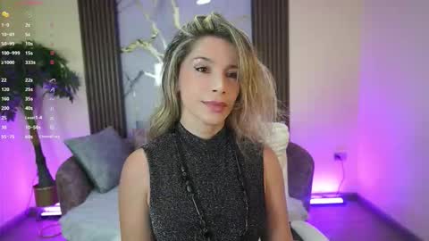 Allice  online show from 10/16/25, 07:04