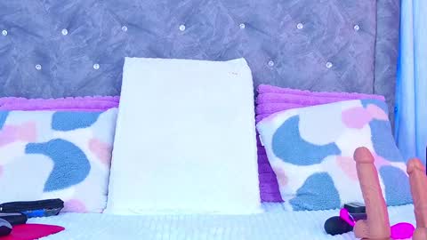 Snapshot of alliciakim chatting on 01/06/25, 03:19 Allicia online show from 01/06/25, 03:19