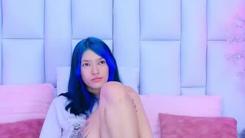 Snapshot of alliciakim chatting on 03/07/25, 10:54 Allicia online show from 03/07/25, 10:54