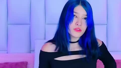 Snapshot of alliciakim chatting on 03/08/25, 07:20 Allicia online show from 03/08/25, 07:20